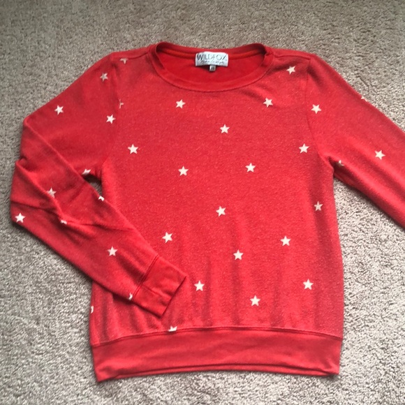 red sweatshirt with white stars